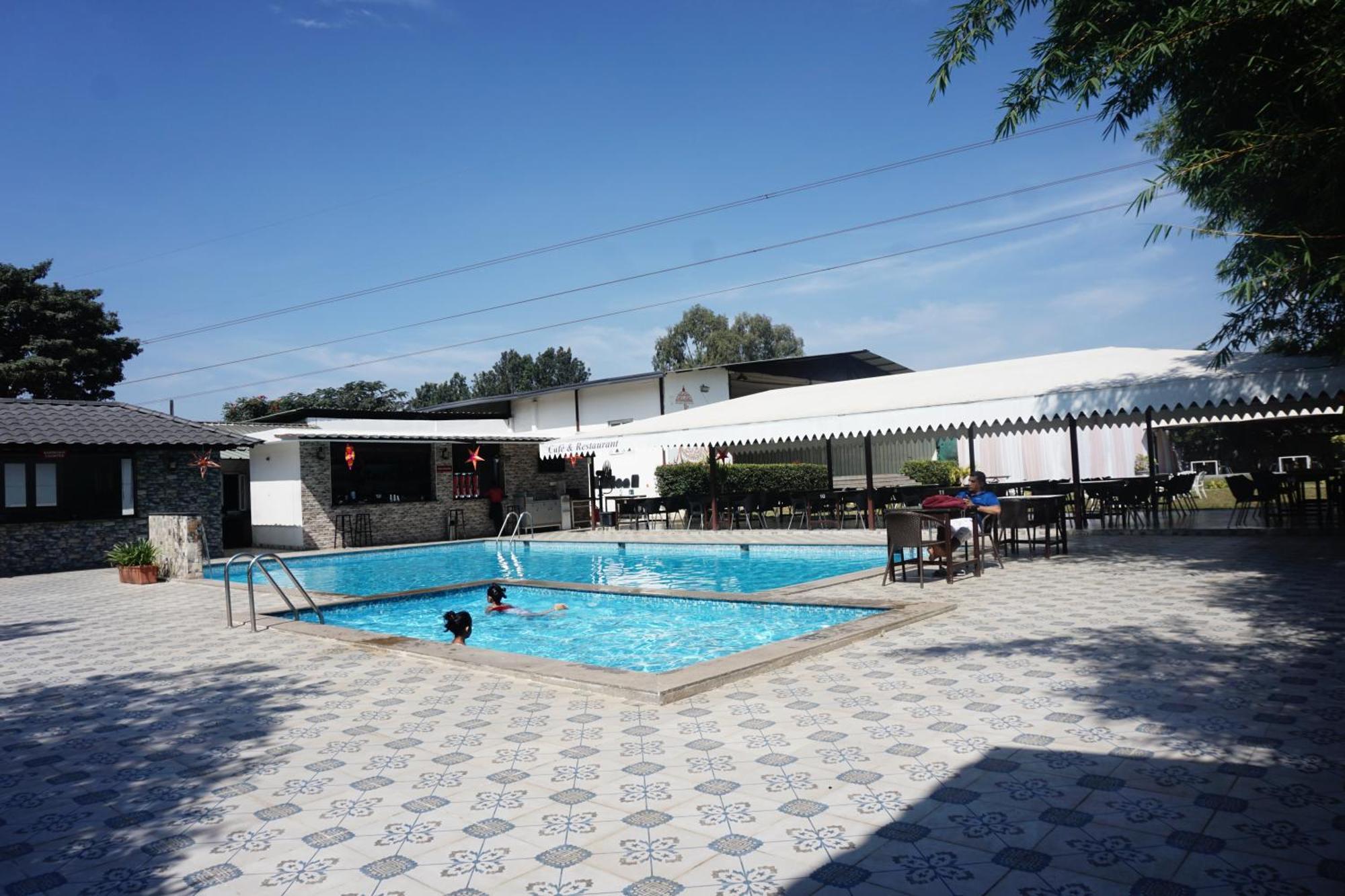 Vistar Resort & Hotels Kammasandra Екстериор снимка