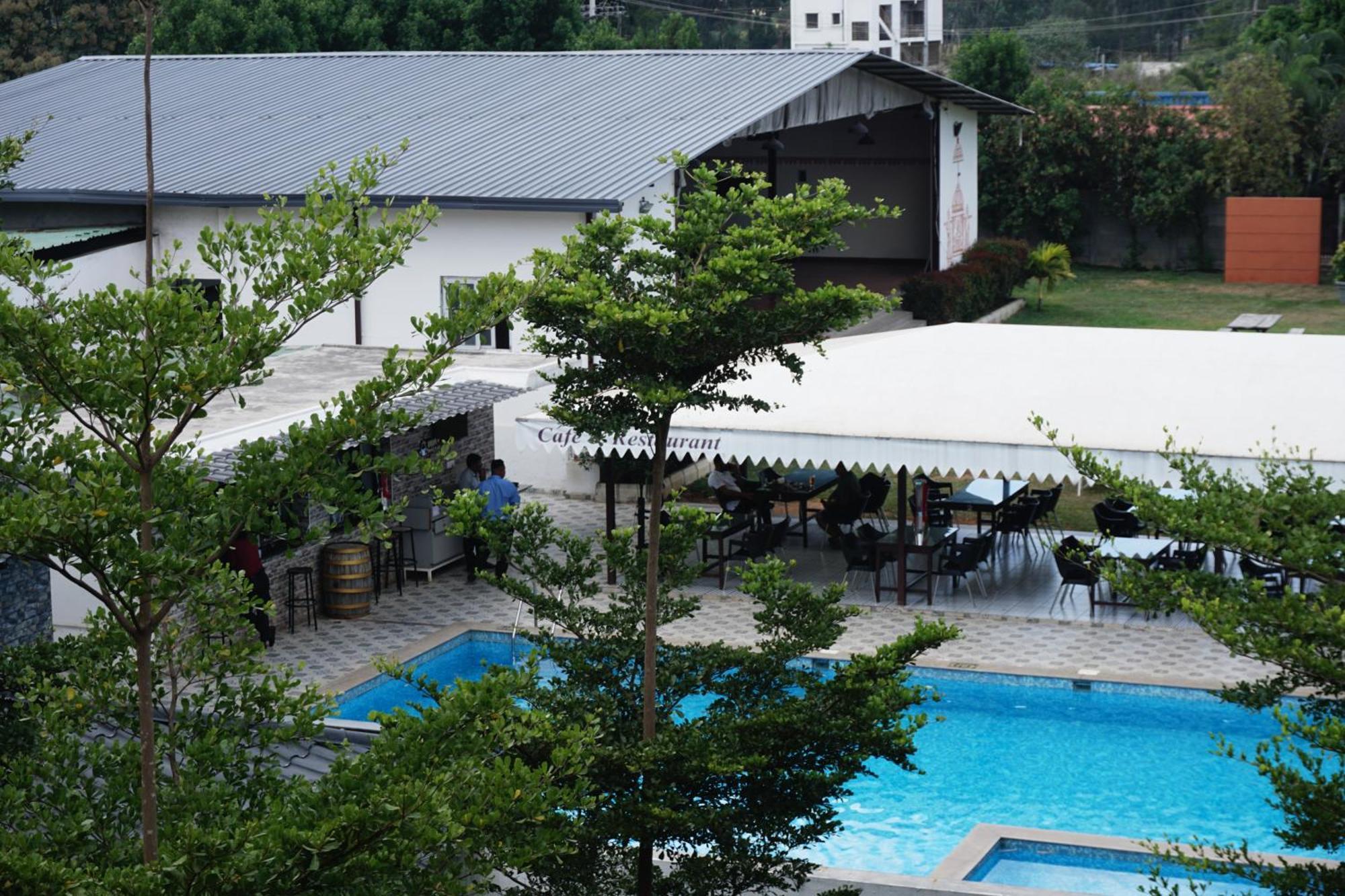 Vistar Resort & Hotels Kammasandra Екстериор снимка